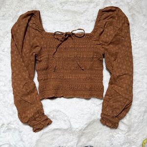 American Eagle Outfitters brown smocked puff-sleeve cropped top